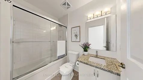 8763 Bayview Avenue Richmond Hill ON L4B 3V1