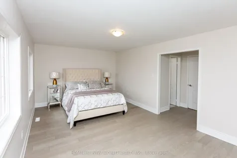 164 Banbrooke Crescent Newmarket ON L3X 2W6
