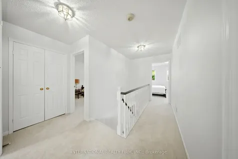 39 Couperthwaite Crescent Markham ON L3R 6N4