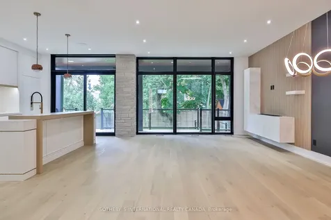 220 Harlandale Avenue Toronto ON M2N 1P7