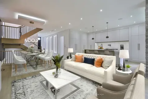 220 Harlandale Avenue Toronto ON M2N 1P7