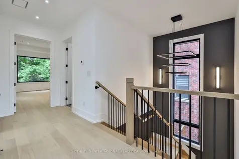 220 Harlandale Avenue Toronto ON M2N 1P7