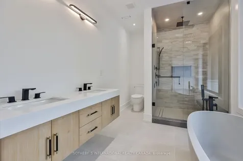 220 Harlandale Avenue Toronto ON M2N 1P7
