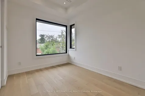 220 Harlandale Avenue Toronto ON M2N 1P7