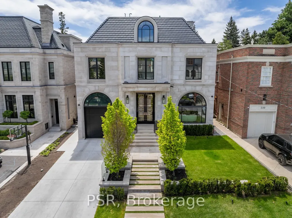 228 Dunvegan Road Toronto ON M5P 2P2