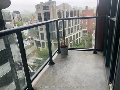 32 Davenport Road Toronto ON M5R 0B5