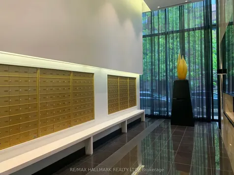 32 Davenport Road Toronto ON M5R 0B5