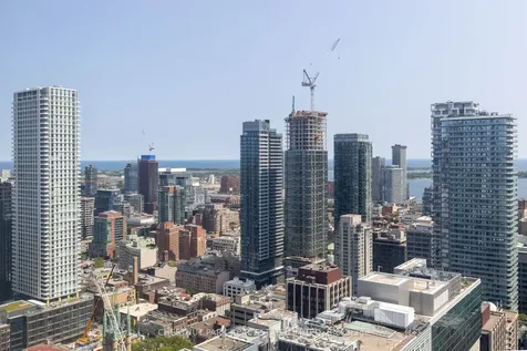 210 Victoria Street Toronto ON M5B 2R3
