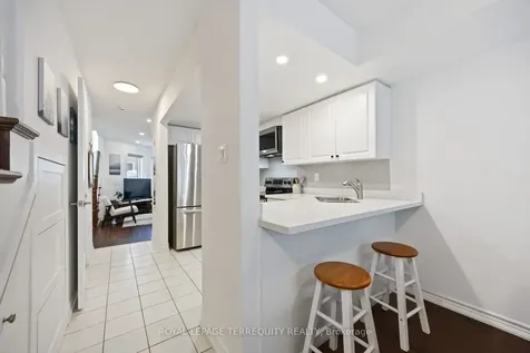 40 Merchant Lane Toronto ON M6P 4J6