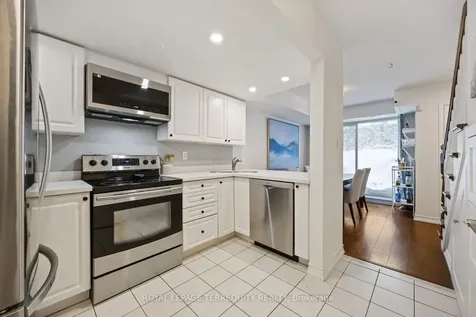 40 Merchant Lane Toronto ON M6P 4J6