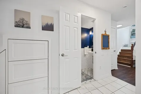 40 Merchant Lane Toronto ON M6P 4J6