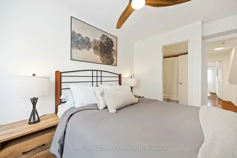 40 Merchant Lane Toronto ON M6P 4J6