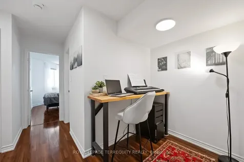 40 Merchant Lane Toronto ON M6P 4J6