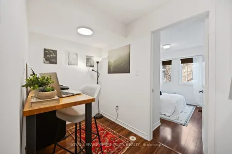 40 Merchant Lane Toronto ON M6P 4J6