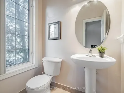 2 Clairtrell Road Toronto ON M2N 7H5