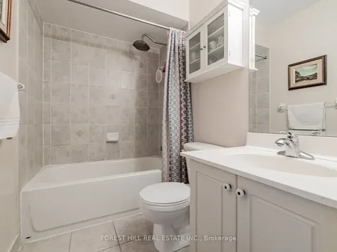 2 Clairtrell Road Toronto ON M2N 7H5
