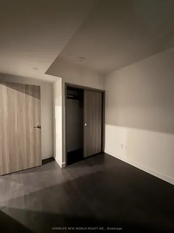 1 Concord Cityplace Way Toronto ON M5V 0X3