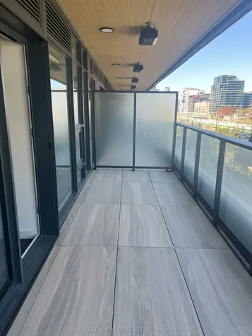 1 Concord Cityplace Way Toronto ON M5V 0X3