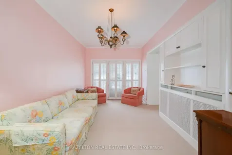 50 Buckingham Avenue Toronto ON M4N 1R2