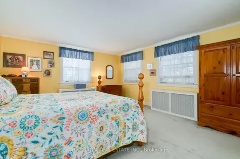 50 Buckingham Avenue Toronto ON M4N 1R2