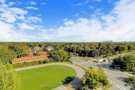 399 Spring Garden Avenue Toronto ON M2N 3H6