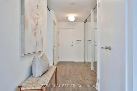 32 Camden Street Toronto ON M5V 0G4
