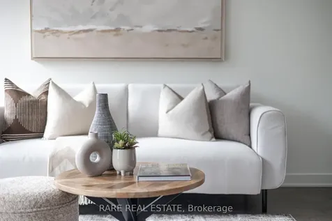 32 Camden Street Toronto ON M5V 0G4