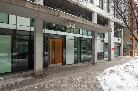 32 Camden Street Toronto ON M5V 0G4