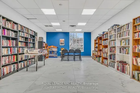 650 Lawrence Avenue W Toronto ON M6A 3E8