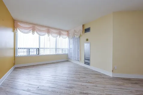 1101 Steeles Avenue W Toronto ON M2R 3W5