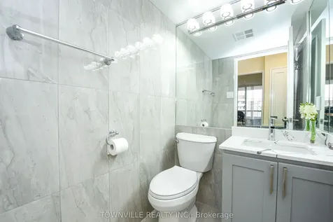 1101 Steeles Avenue W Toronto ON M2R 3W5