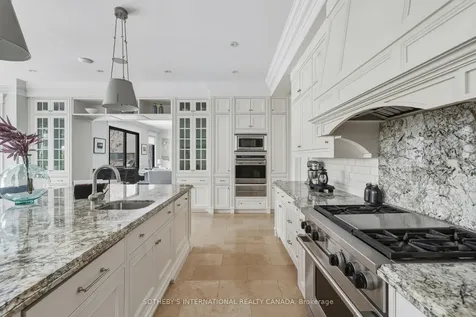 4 Ridgefield Road Toronto ON M4N 3H8