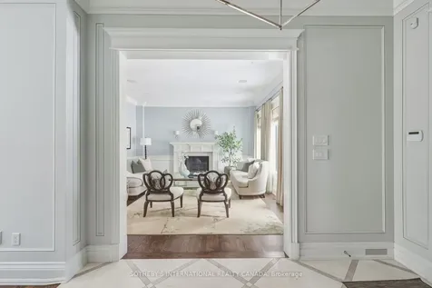 4 Ridgefield Road Toronto ON M4N 3H8