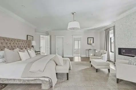 4 Ridgefield Road Toronto ON M4N 3H8