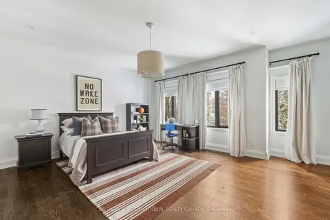 4 Ridgefield Road Toronto ON M4N 3H8