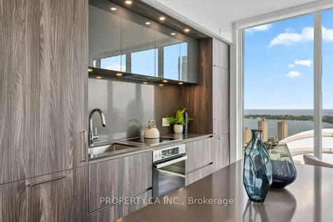 35 Mercer Street Toronto ON M5V 0V1