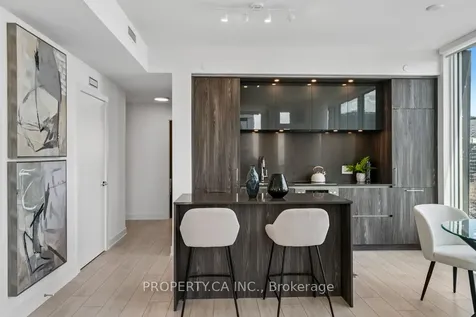 35 Mercer Street Toronto ON M5V 0V1