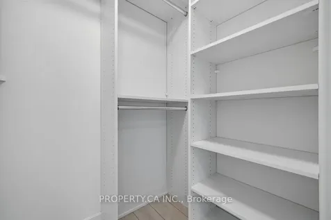 35 Mercer Street Toronto ON M5V 0V1