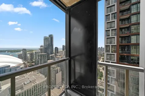 35 Mercer Street Toronto ON M5V 0V1