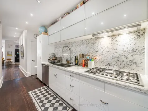 14 Tranby Avenue Toronto ON M5R 1N5
