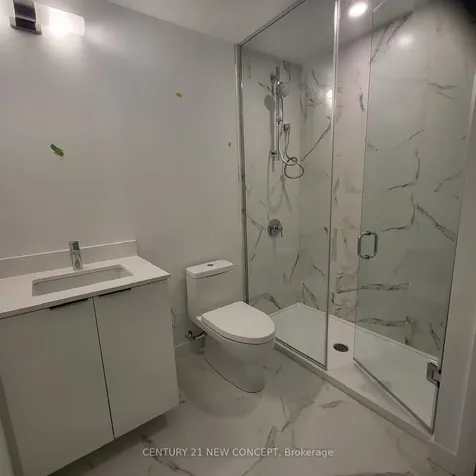 8 Olympic Garden Drive Toronto ON M2M 0B9