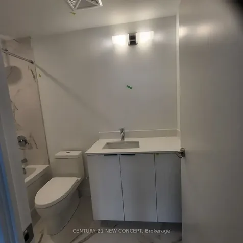 8 Olympic Garden Drive Toronto ON M2M 0B9