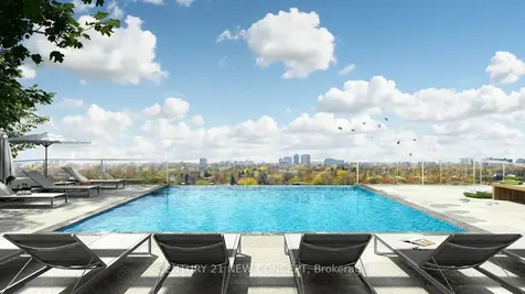 8 Olympic Garden Drive Toronto ON M2M 0B9