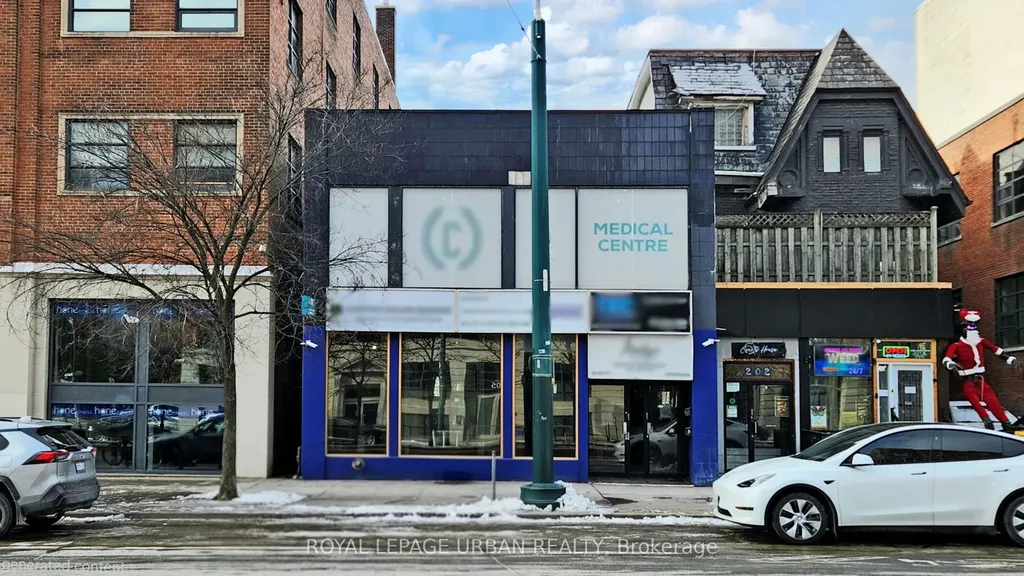 200 Spadina Avenue Toronto ON M5T 2C2
