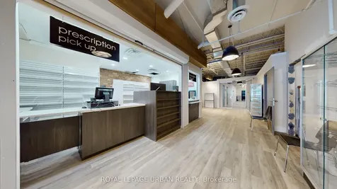 200 Spadina Avenue Toronto ON M5T 2C2