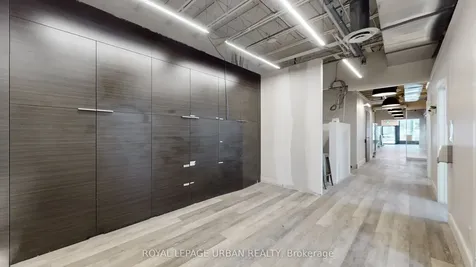 200 Spadina Avenue Toronto ON M5T 2C2