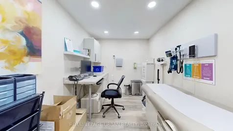 200 Spadina Avenue Toronto ON M5T 2C2