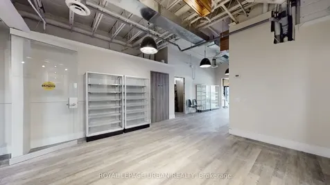 200 Spadina Avenue Toronto ON M5T 2C2