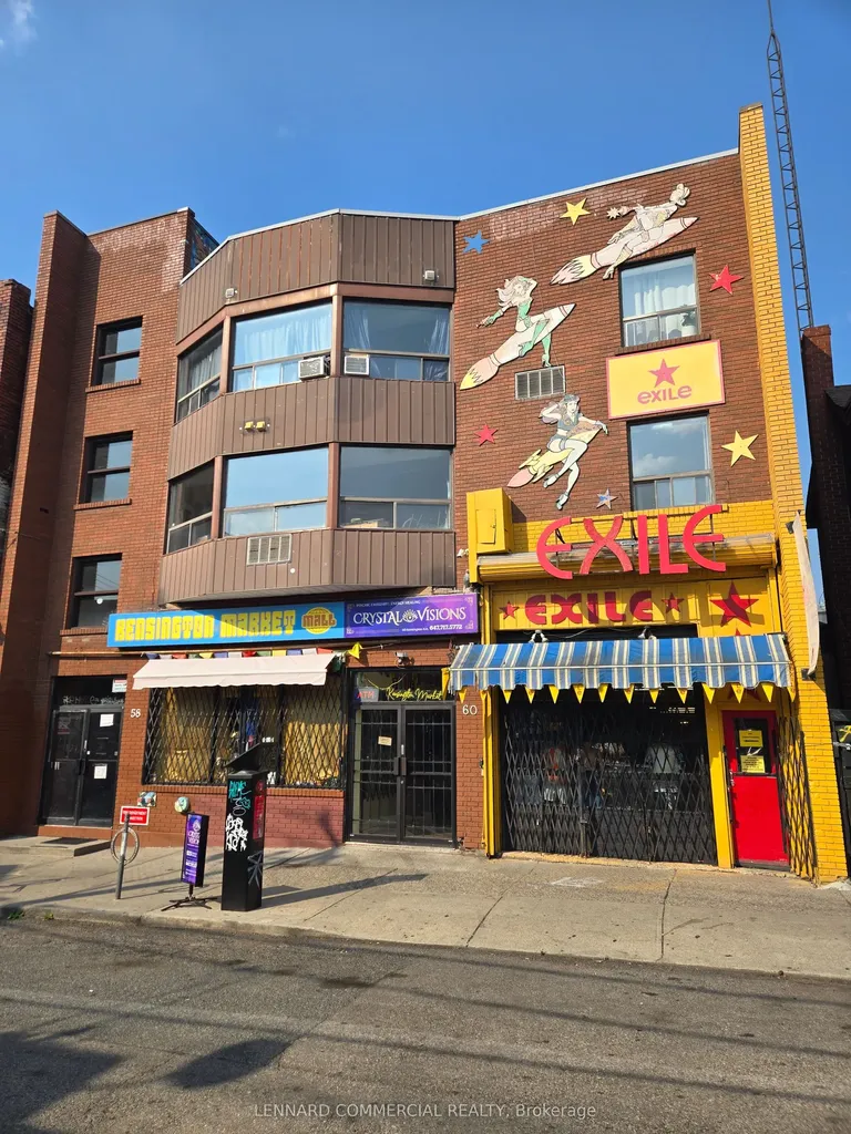60 Kensington Avenue Toronto ON M5T 2K1