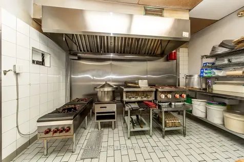 375 Wilson Avenue Toronto ON M3H 1T3
